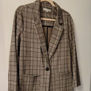 CLEO 3/4 length plaid jacket.